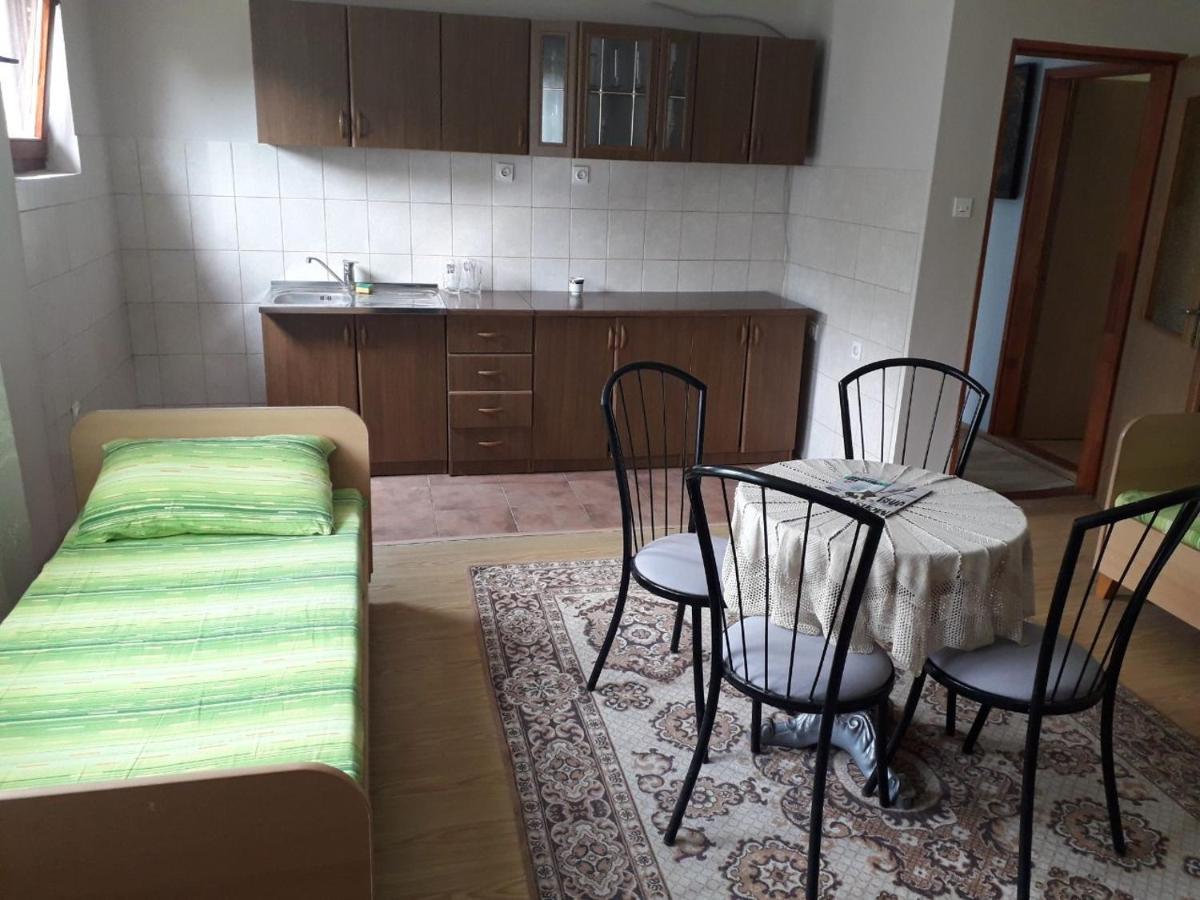 Bed and Breakfast Prenociste Vitas Miljevina Zewnętrze zdjęcie